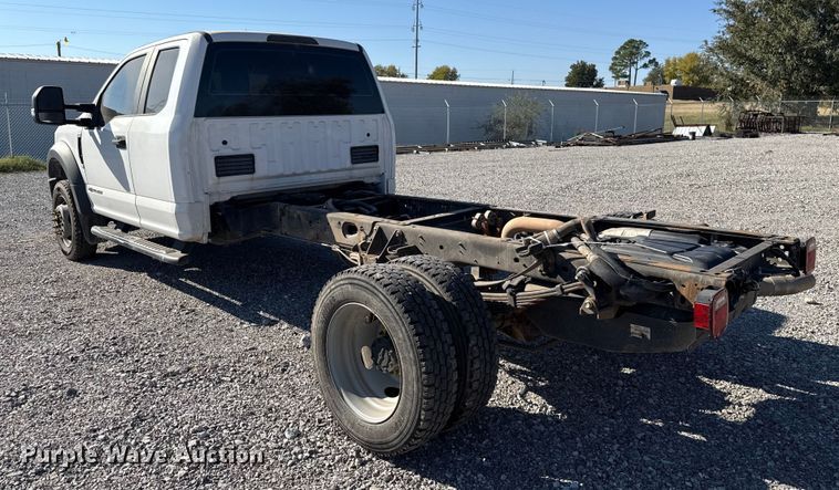 image for item EU5336 2018 Ford F550 SuperCab truck cab and chassis