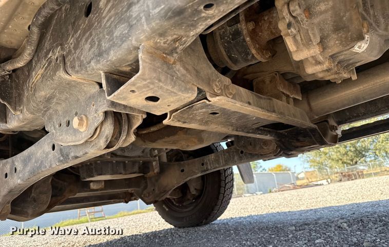 image for item EU5336 2018 Ford F550 SuperCab truck cab and chassis