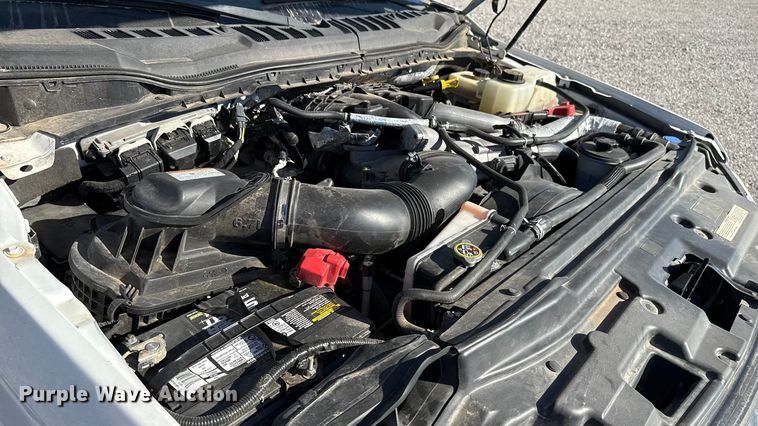 image for item EU5336 2018 Ford F550 SuperCab truck cab and chassis