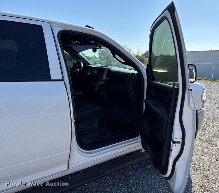 image for item EU5337 2021 RAM 2500 Crew Cab pickup truck