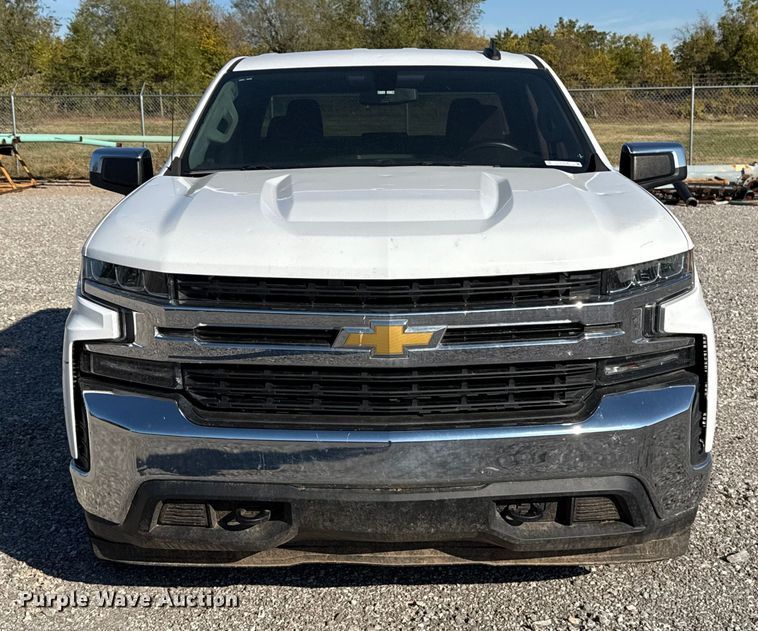 image for item EU5338 2019 Chevrolet Silverado 1500 Double Cab pickup truck