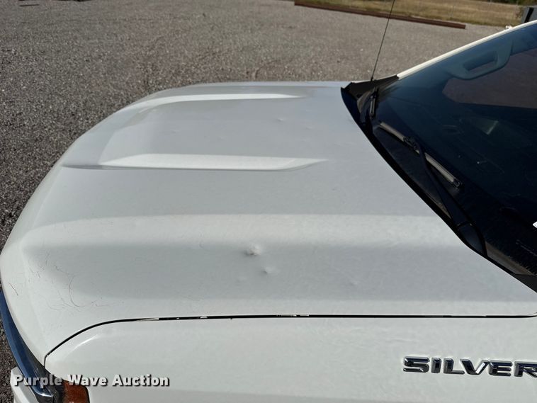 image for item EU5338 2019 Chevrolet Silverado 1500 Double Cab pickup truck