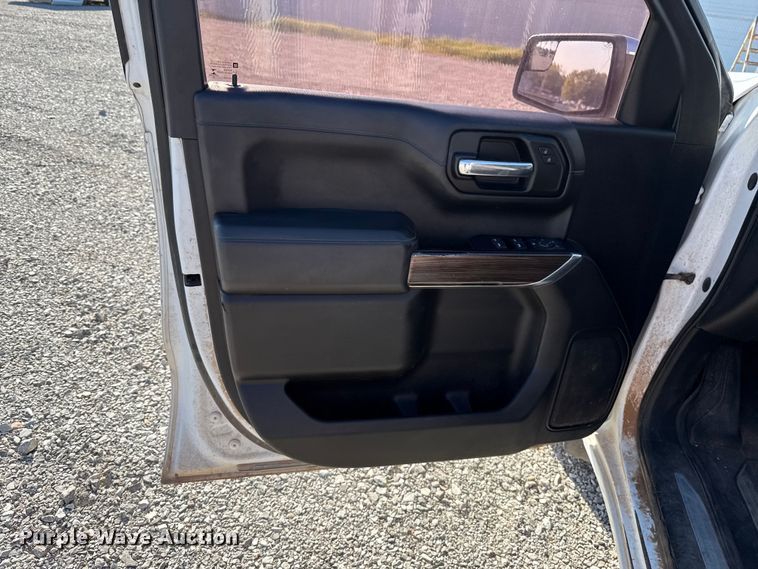 image for item EU5338 2019 Chevrolet Silverado 1500 Double Cab pickup truck