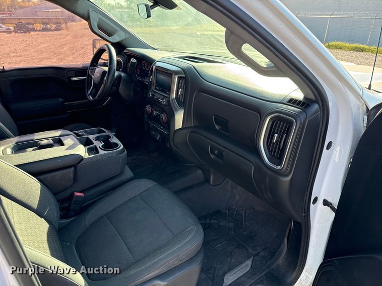 image for item EU5338 2019 Chevrolet Silverado 1500 Double Cab pickup truck