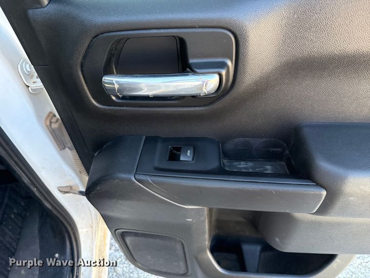 image for item EU5338 2019 Chevrolet Silverado 1500 Double Cab pickup truck