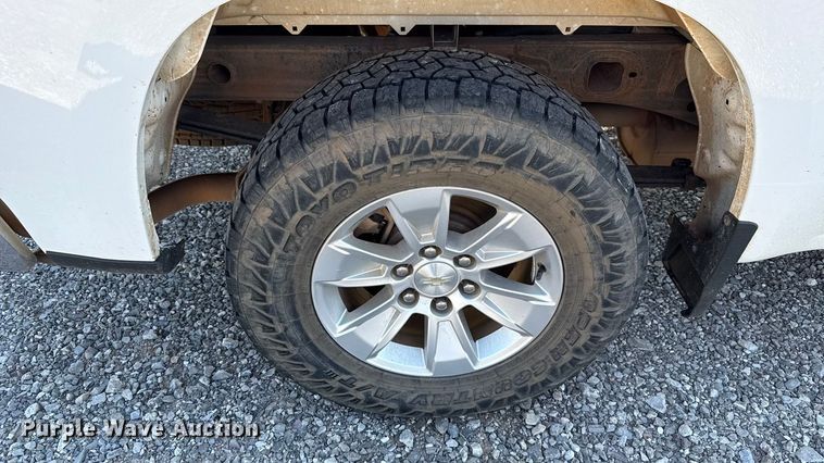 image for item EU5338 2019 Chevrolet Silverado 1500 Double Cab pickup truck