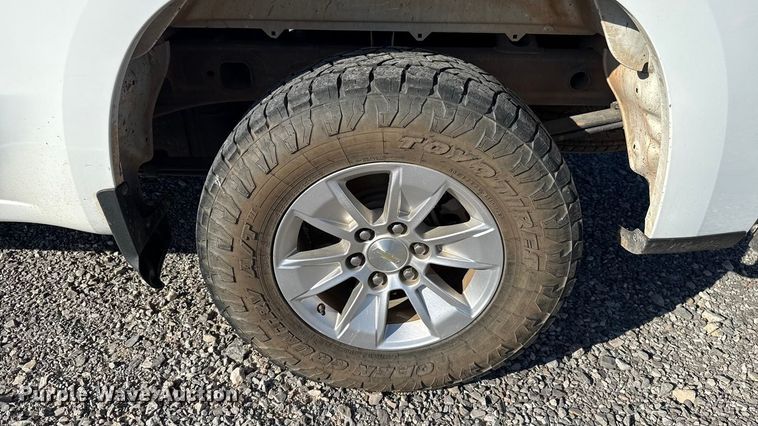 image for item EU5338 2019 Chevrolet Silverado 1500 Double Cab pickup truck