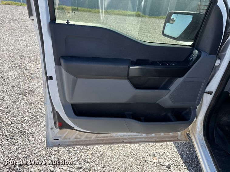 image for item EU5339 2022 Ford F150 SuperCab pickup truck