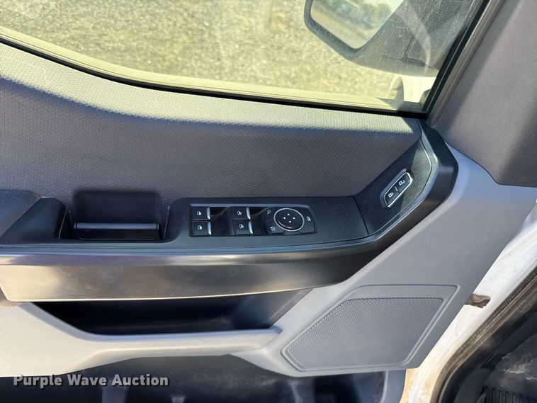 image for item EU5339 2022 Ford F150 SuperCab pickup truck