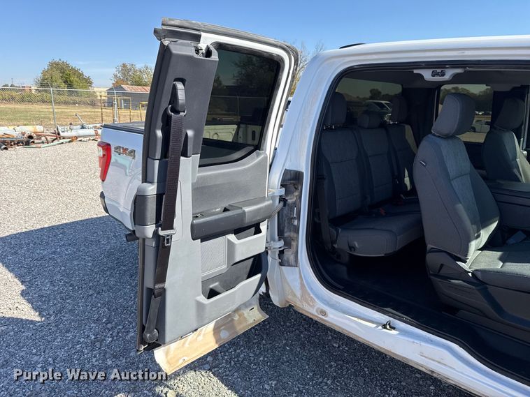 image for item EU5339 2022 Ford F150 SuperCab pickup truck