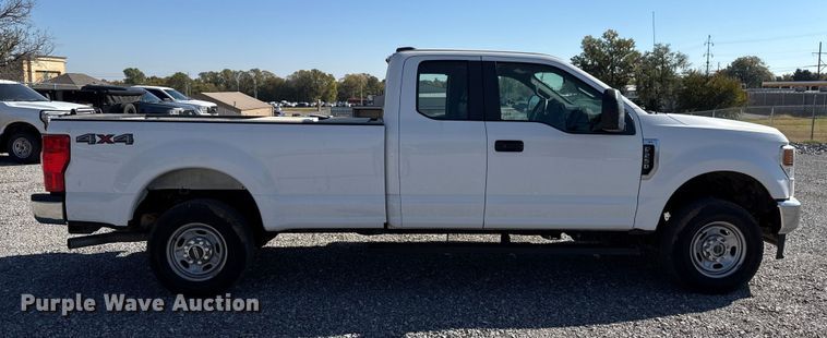 image for item EU5340 2021 Ford F250 Super Duty SuperCab pickup truck