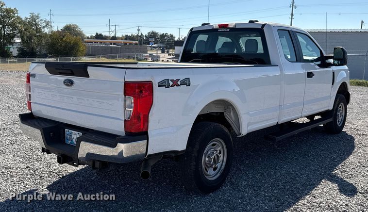 image for item EU5340 2021 Ford F250 Super Duty SuperCab pickup truck