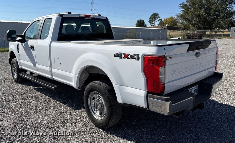 image for item EU5340 2021 Ford F250 Super Duty SuperCab pickup truck