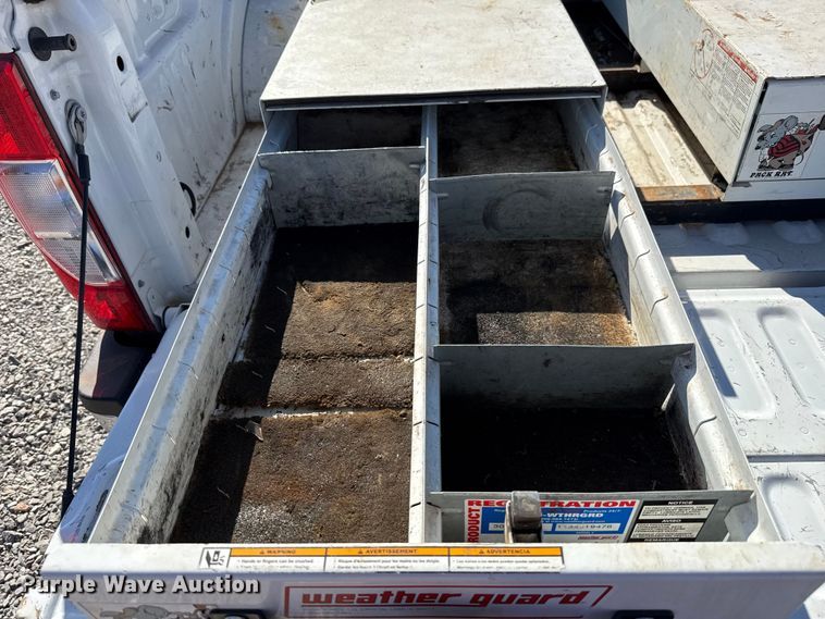 image for item EU5340 2021 Ford F250 Super Duty SuperCab pickup truck