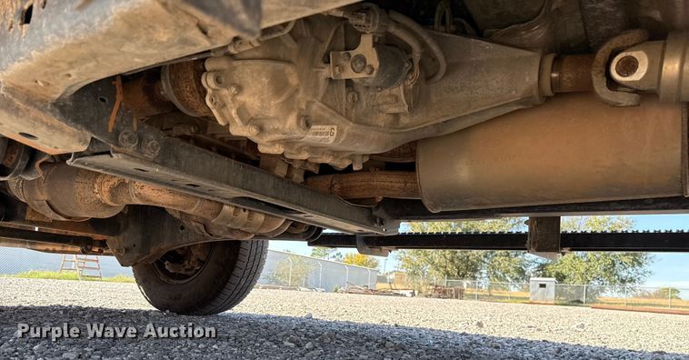 image for item EU5340 2021 Ford F250 Super Duty SuperCab pickup truck