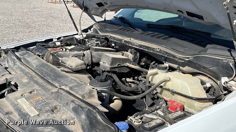 image for item EU5340 2021 Ford F250 Super Duty SuperCab pickup truck