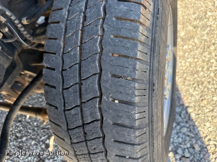 image for item EU5340 2021 Ford F250 Super Duty SuperCab pickup truck