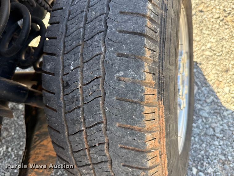 image for item EU5340 2021 Ford F250 Super Duty SuperCab pickup truck