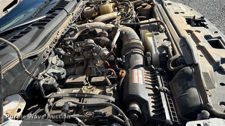 image for item EU5341 2021 Ford F350 Super Duty  SuperCab flatbed pickup truck