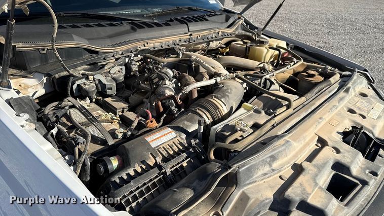 image for item EU5341 2021 Ford F350 Super Duty  SuperCab flatbed pickup truck