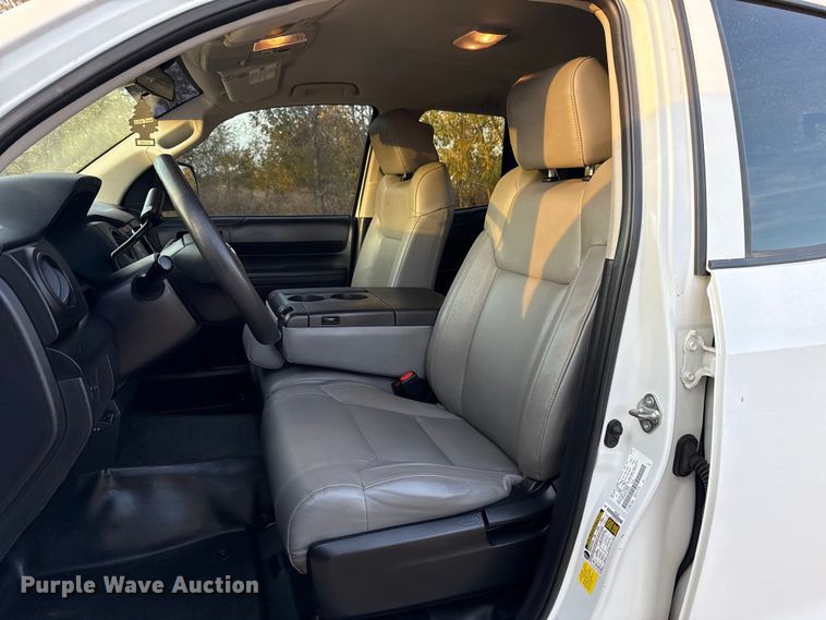 image for item EU5345 2020 Toyota Tundra Double Cab pickup truck