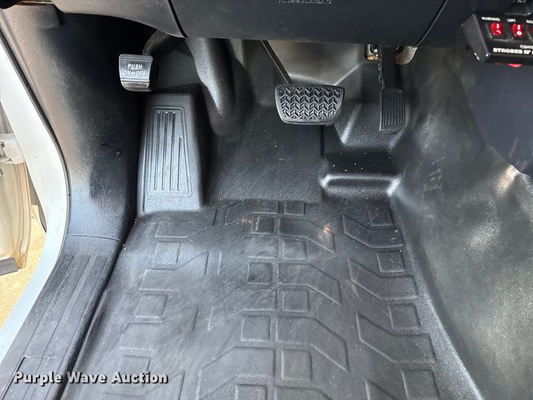 image for item EU5345 2020 Toyota Tundra Double Cab pickup truck