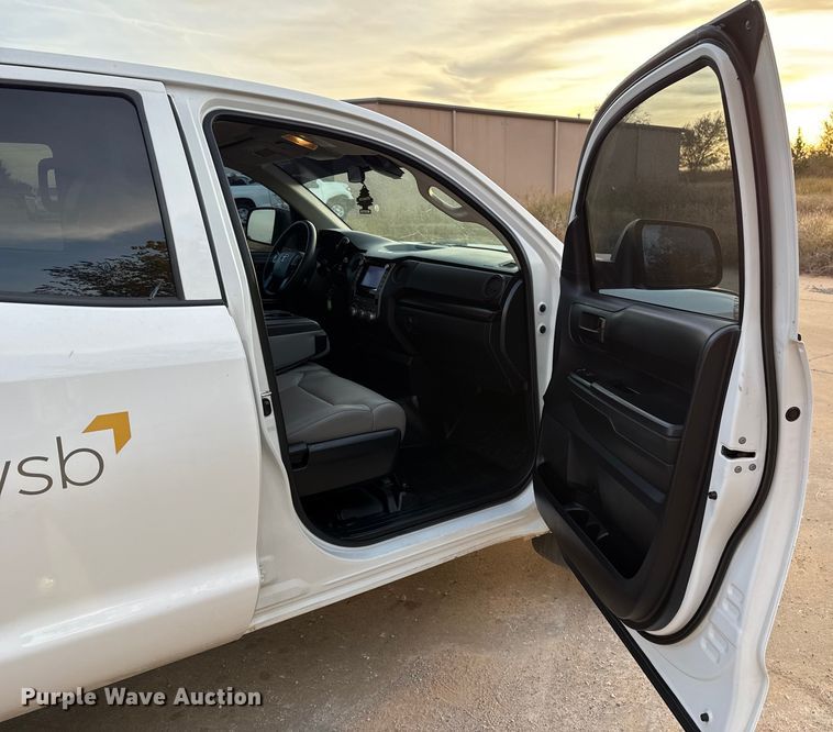 image for item EU5345 2020 Toyota Tundra Double Cab pickup truck