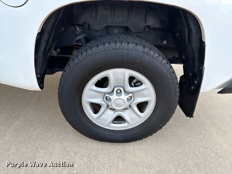 image for item EU5345 2020 Toyota Tundra Double Cab pickup truck