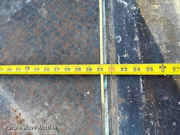 image for item EU5395 2007 Kawasaki Mule 3010 utility vehicle