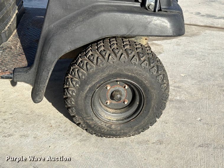 image for item EU5395 2007 Kawasaki Mule 3010 utility vehicle