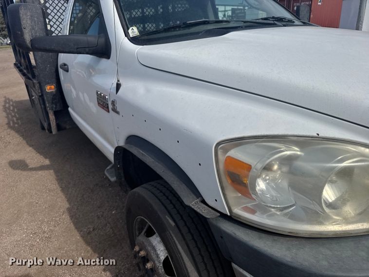 image for item EU6139 2009 Dodge Ram 5500 flatbed truck