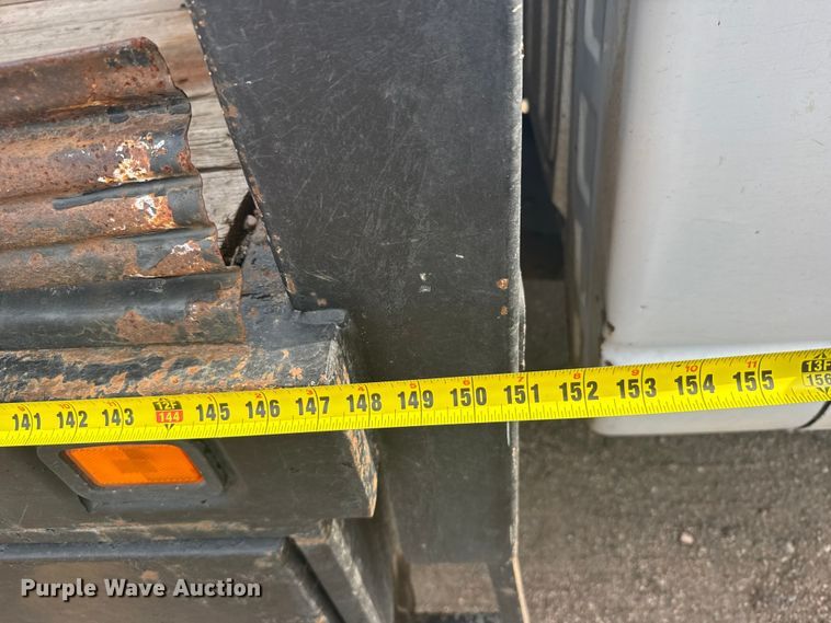 image for item EU6139 2009 Dodge Ram 5500 flatbed truck