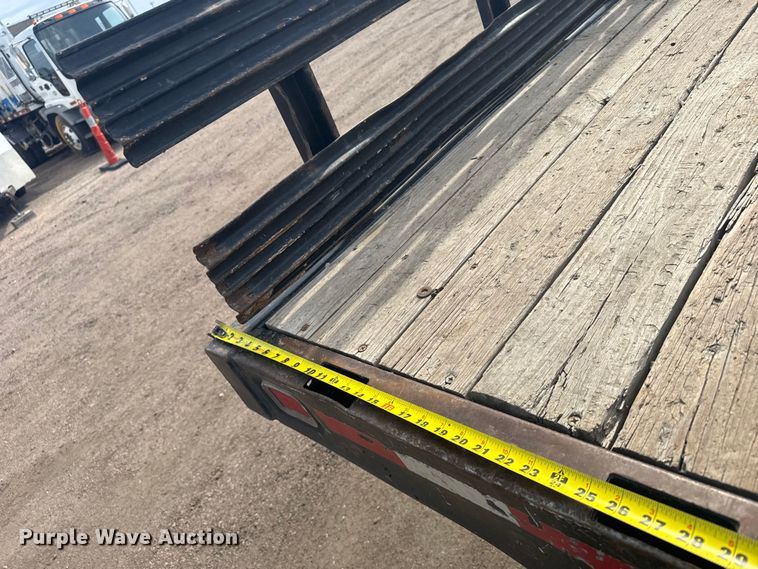 image for item EU6139 2009 Dodge Ram 5500 flatbed truck