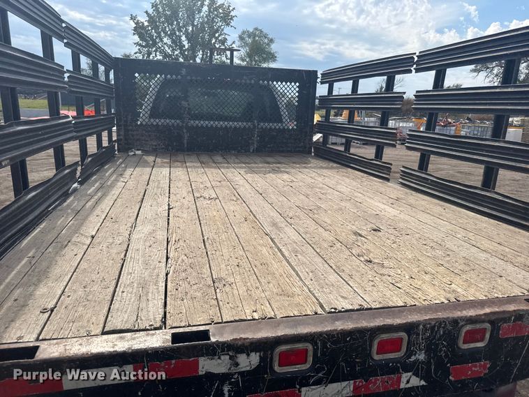 image for item EU6139 2009 Dodge Ram 5500 flatbed truck