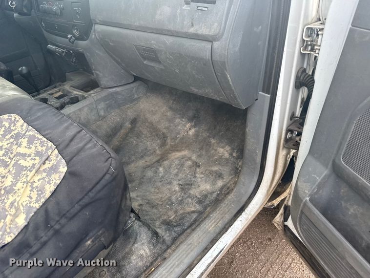 image for item EU6139 2009 Dodge Ram 5500 flatbed truck