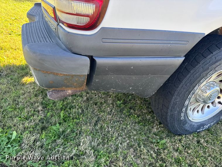 image for item EU6217 2001 Mercury Mountaineer SUV