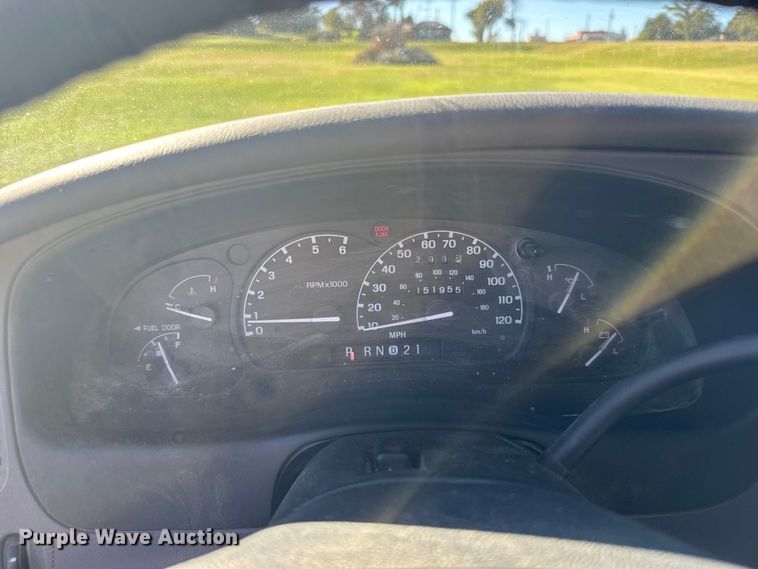 image for item EU6217 2001 Mercury Mountaineer SUV