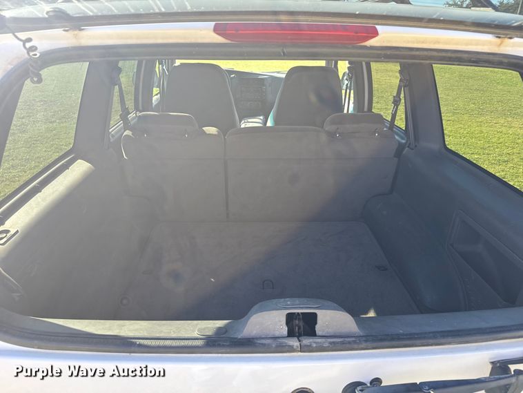 image for item EU6217 2001 Mercury Mountaineer SUV