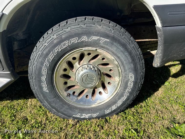 image for item EU6217 2001 Mercury Mountaineer SUV