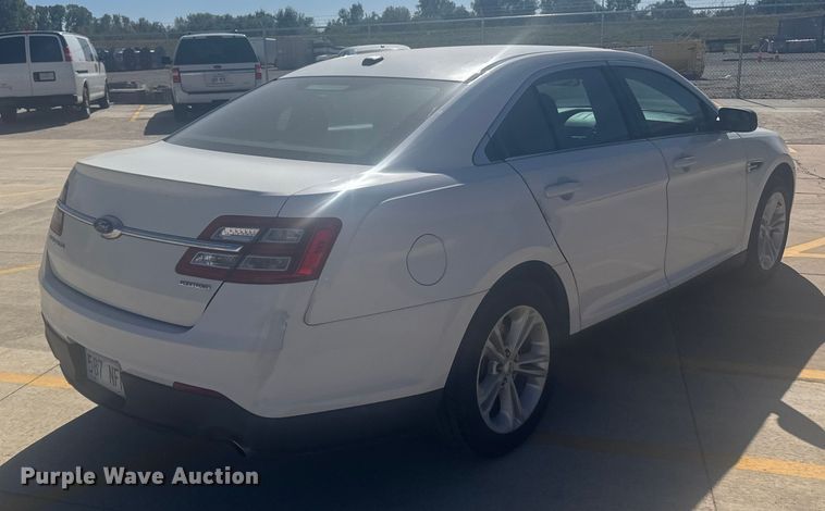 image for item EU6219 2015 Ford Taurus 