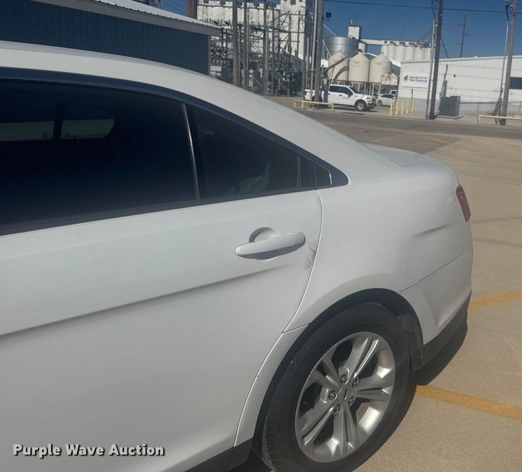 image for item EU6219 2015 Ford Taurus 