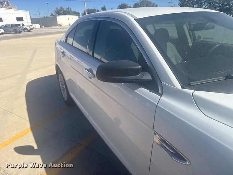 image for item EU6219 2015 Ford Taurus 