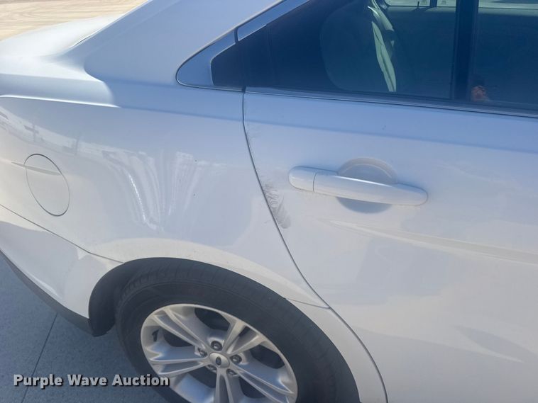 image for item EU6219 2015 Ford Taurus 