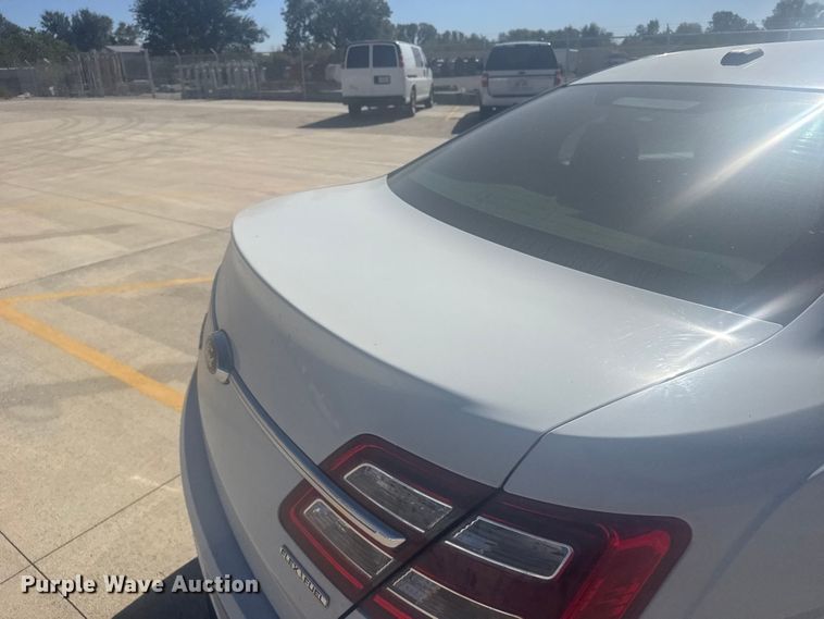 image for item EU6219 2015 Ford Taurus 