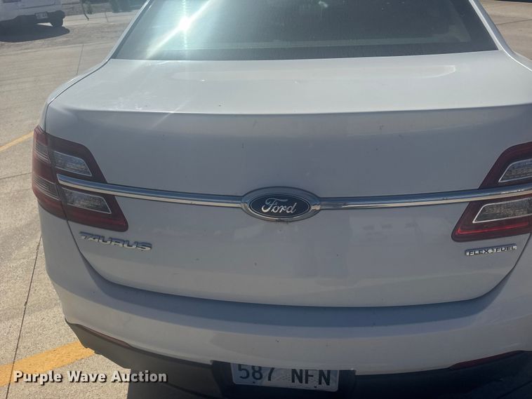 image for item EU6219 2015 Ford Taurus 