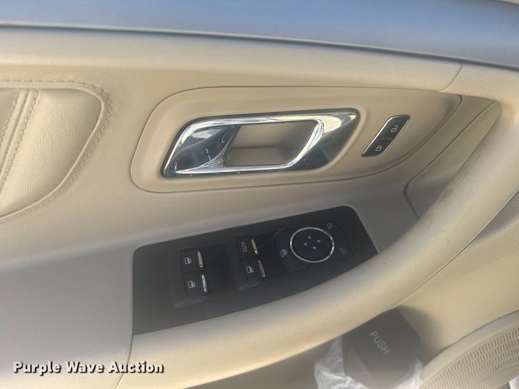 image for item EU6219 2015 Ford Taurus 