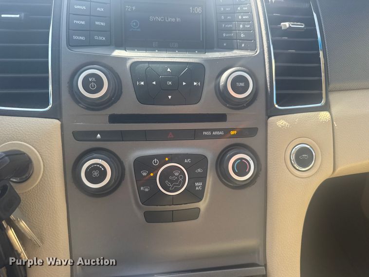 image for item EU6219 2015 Ford Taurus 