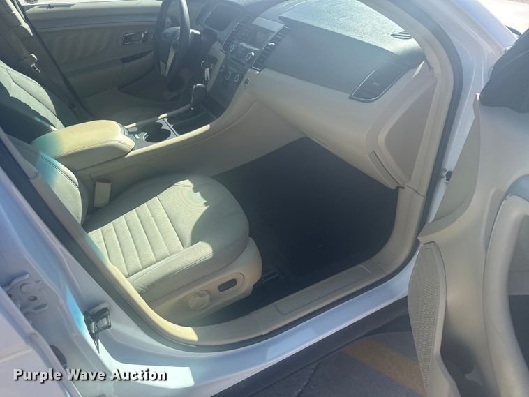 image for item EU6219 2015 Ford Taurus 