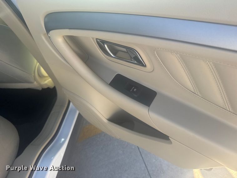 image for item EU6219 2015 Ford Taurus 