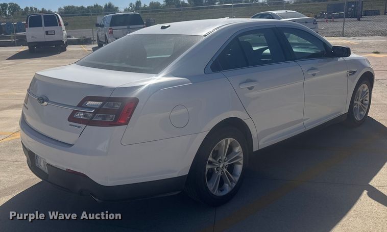 image for item EU6220 2015 Ford Taurus 